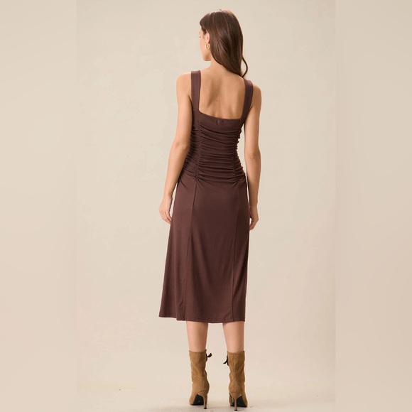 NWT RIHOAS Women's Coffee Ruched Knitted Slip Midi Dress Sz L - Picture 4 of 8